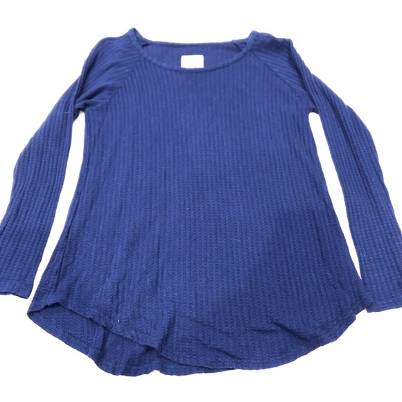 navy blue thermal top